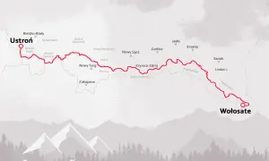 Mapa przedstawiająca przebieg Głównego Szlaku Beskidzkiego od Ustronia do Wołosatego, z zaznaczonymi pasmami górskimi i miejscowościami.
