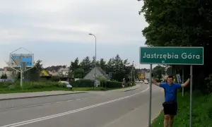 Jak dojechać z Jastrzębiej Góry na Hel - najlepsze opcje podróży