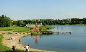 Kryspinów atrakcje: najlepsze miejsca na rodzinny wypoczynek nad wodą