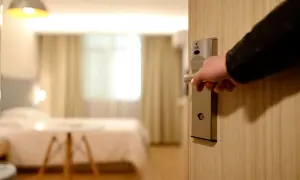 Najlepsze noclegi w Barcelonie – unikaj drogich pułapek i wybierz mądrze