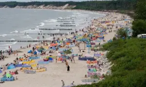 Ustka plaża wschodnia czy zachodnia - która jest lepsza dla ciebie?