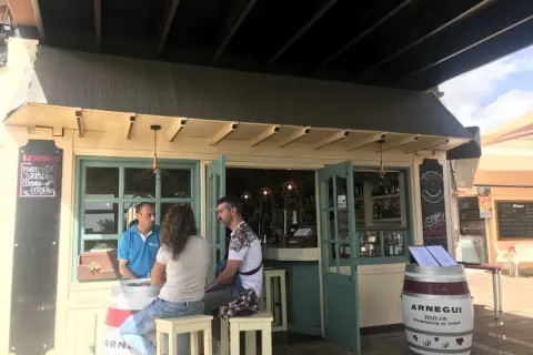 Fuerteventura gdzie zjeść: najlepsze restauracje z lokalnymi specjałami