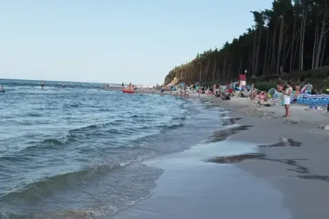Wejherowo ile do morza? Odkryj najbliższe plaże i dojazd