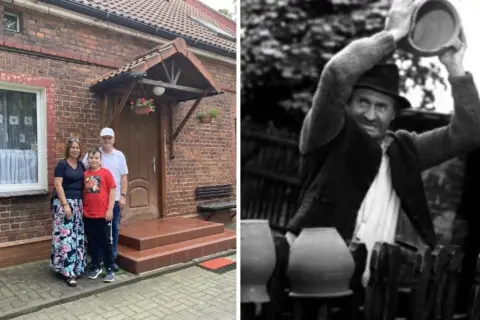 Rodzina przed domem, a obok czarno-białe zdjęcie garncarza. Krużewniki, gdzie to jest?