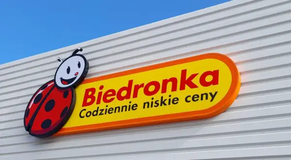 Czy w Jastrzębiej Górze jest Biedronka? Sprawdź lokalizację i godziny otwarcia